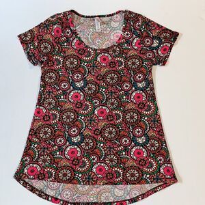 Lularoe Classic T Shirt XXS Top Pink Medallion